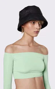 La Canadienne Black Bob Bucket Hat