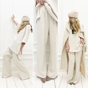 Ensemble écru tee-shirt et pantalon