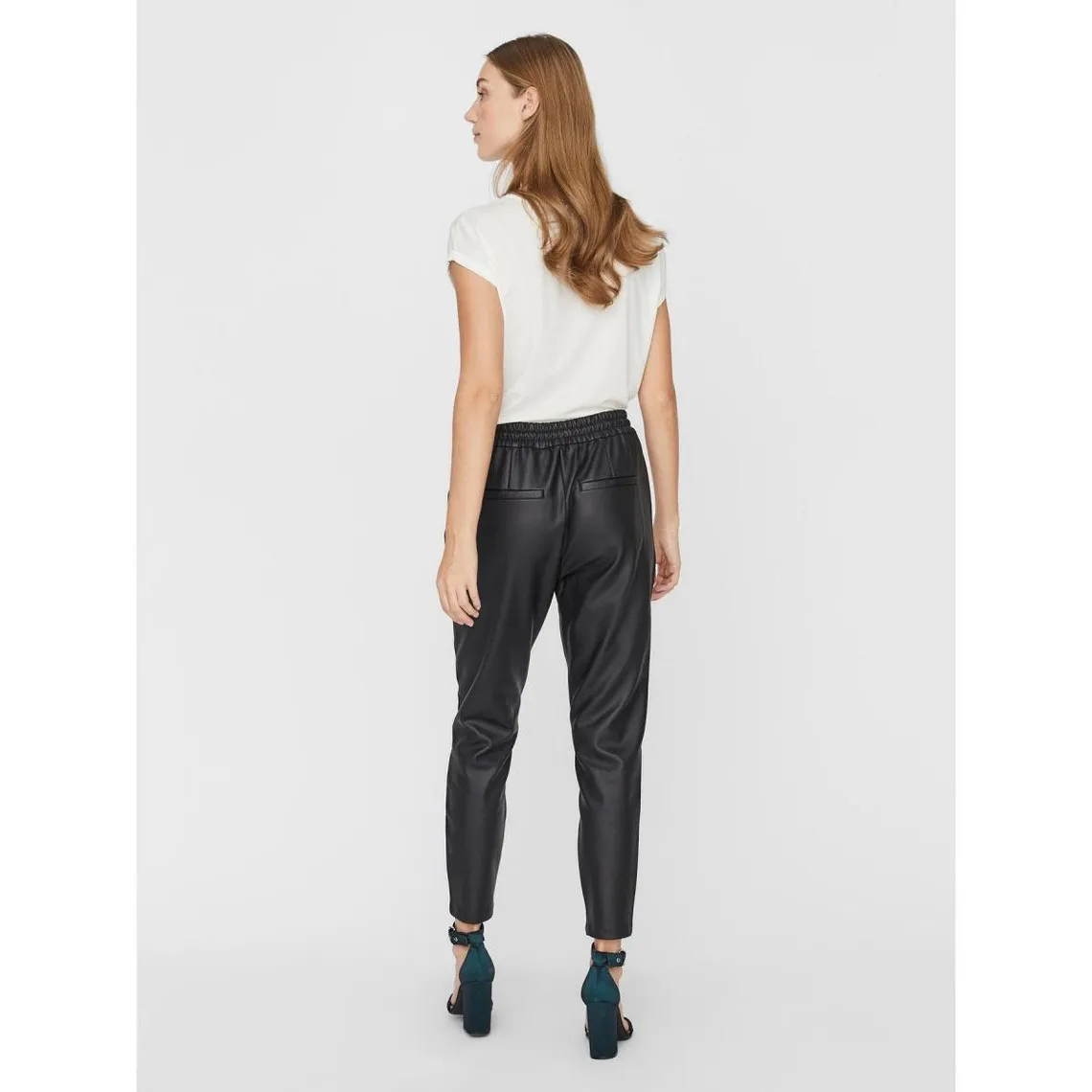 Faux leather black pants | 3 Suisses