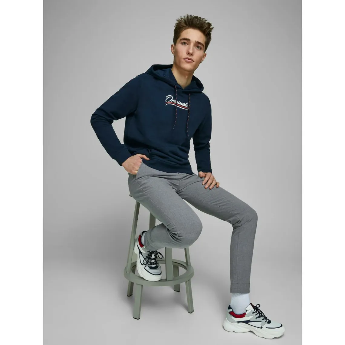 Chino Slim Fit Gray Pants | 3 Suisses