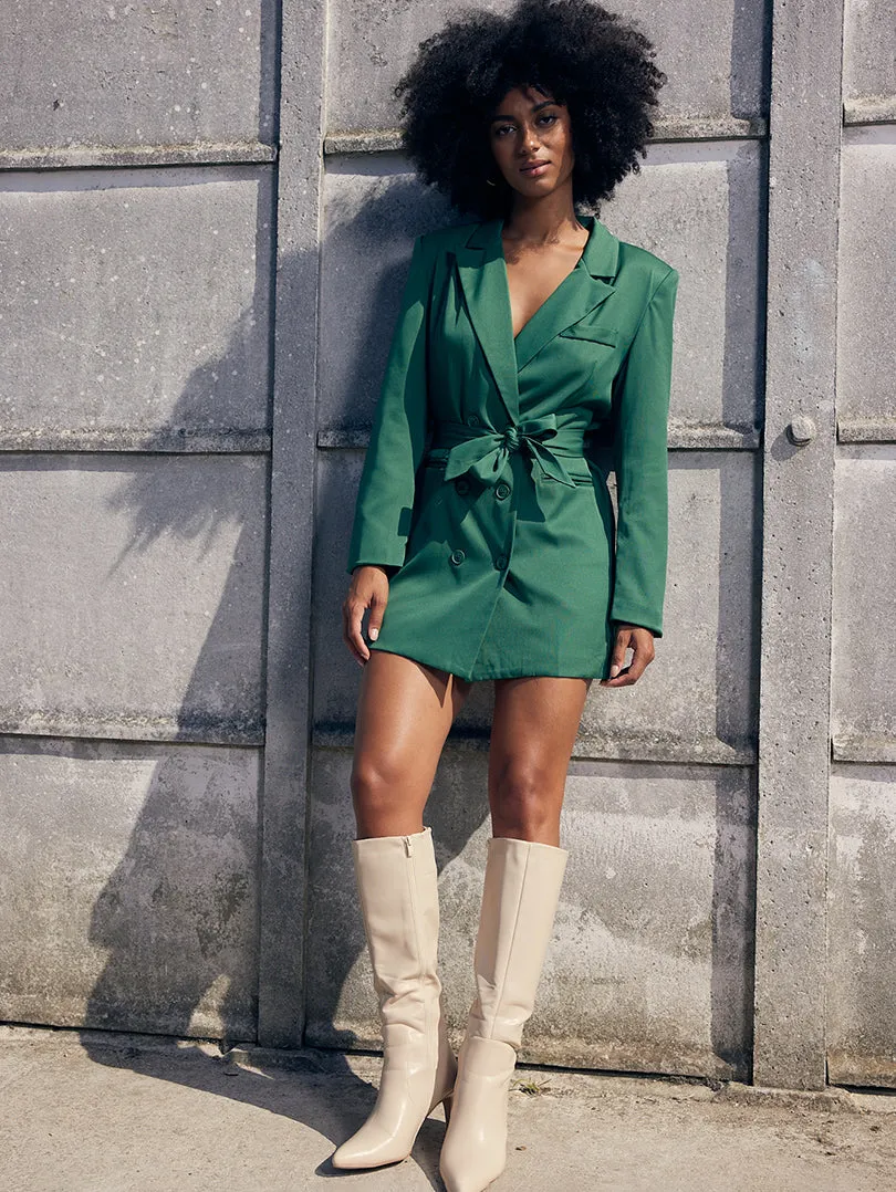Robe blazer à nouer à la taille