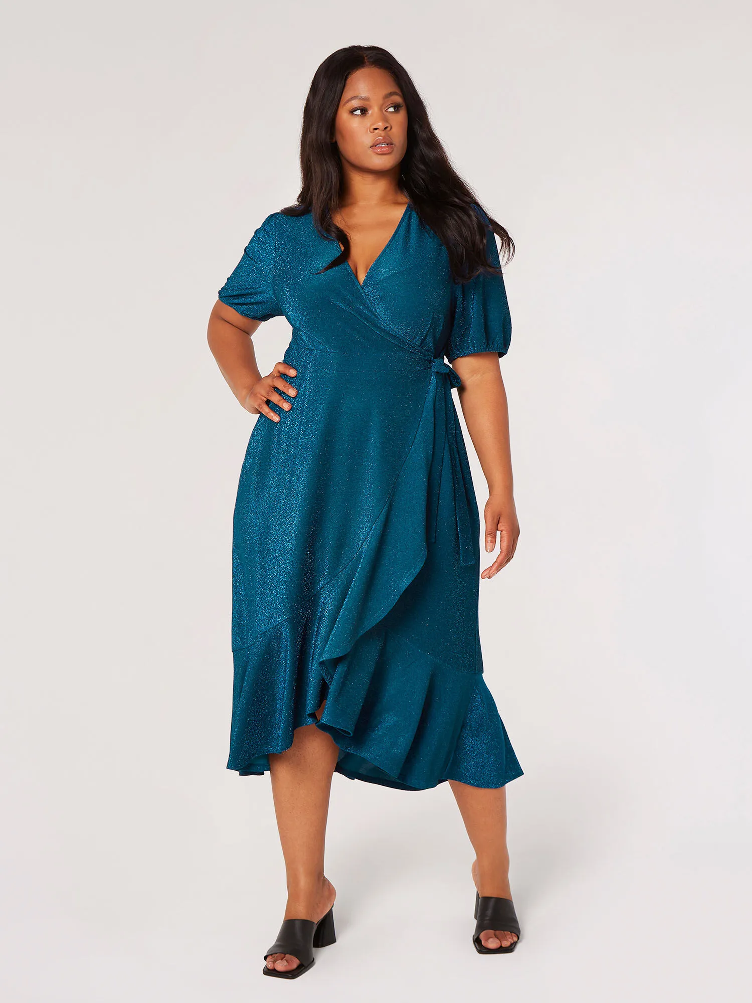 Robe Midi Portefeuille Métallisée Curve Vêtements Apricot