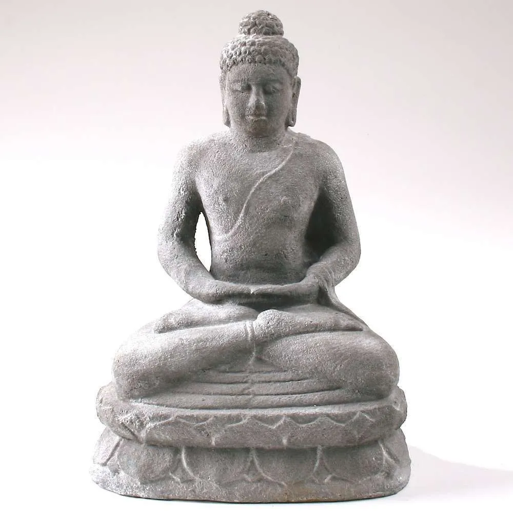 Statue Pierre de lave, en ciment compressé H. 12 cm